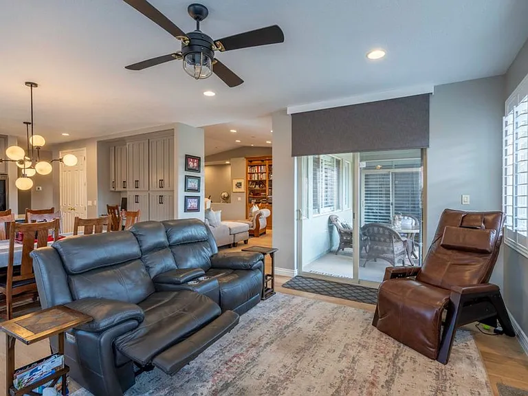 2329 N Prospector Ln — Photo 10