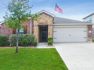 9921 Amosite Dr, Fort Worth, TX 76131