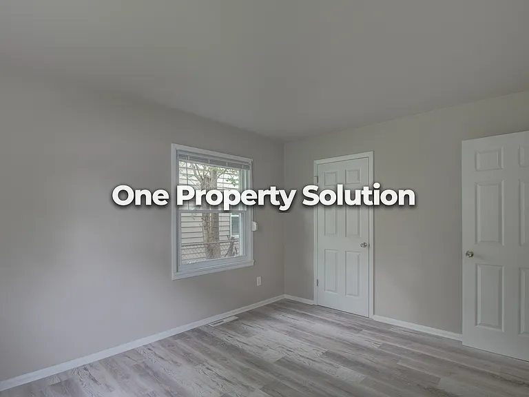 1008 Hovey St — Photo 10