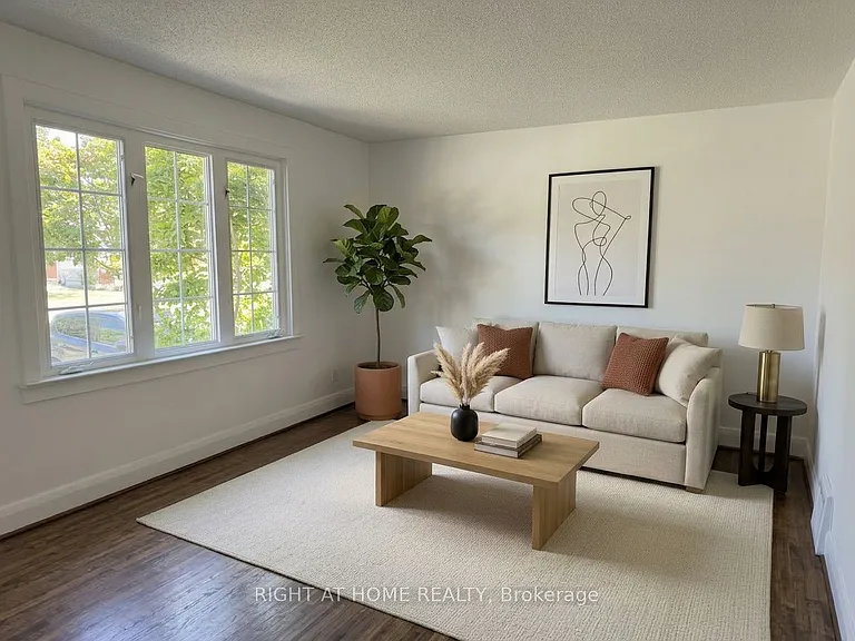 24 Harewood Ave — Photo 24
