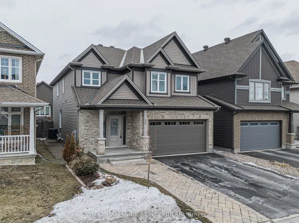 43 Cento Way, Ottawa, ON K2S 0W4