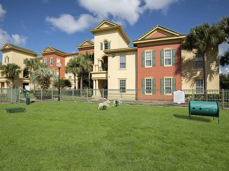 Victoria Place — Photo 18