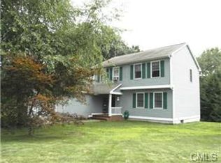 135 Torsey St, Stratford, CT 06614