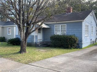 207 Pinehill Dr, Mobile, AL 36606