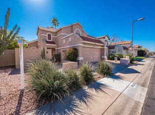 449 E Kristal Way, Phoenix, AZ 85024