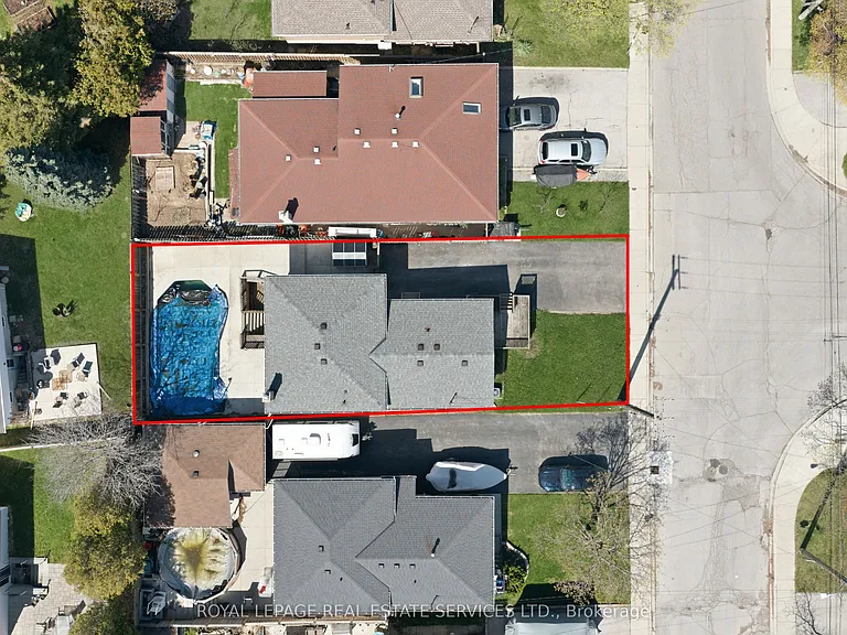 341 Rexford Dr — Photo 46