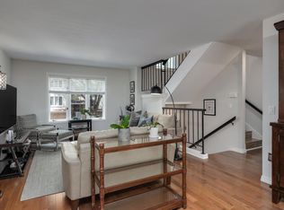 917 Vernon Ave, Madison, WI 53714