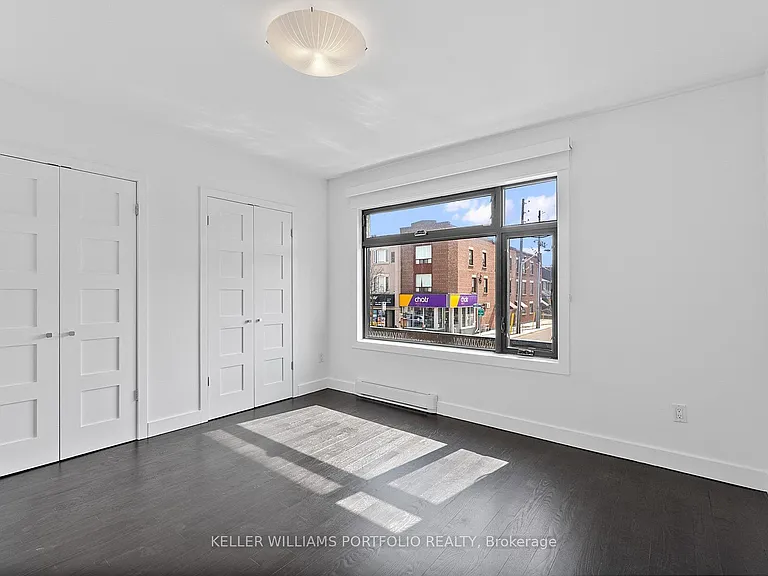 2118A Danforth Ave — Photo 20