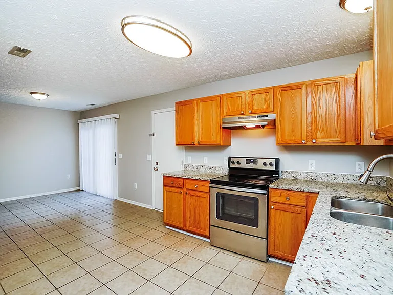 2183 Painted Cliff Dr — Photo 8