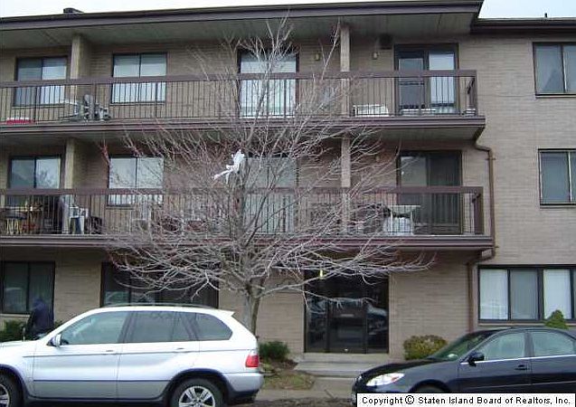 1st image of 14 Kathy Pl APT 2B