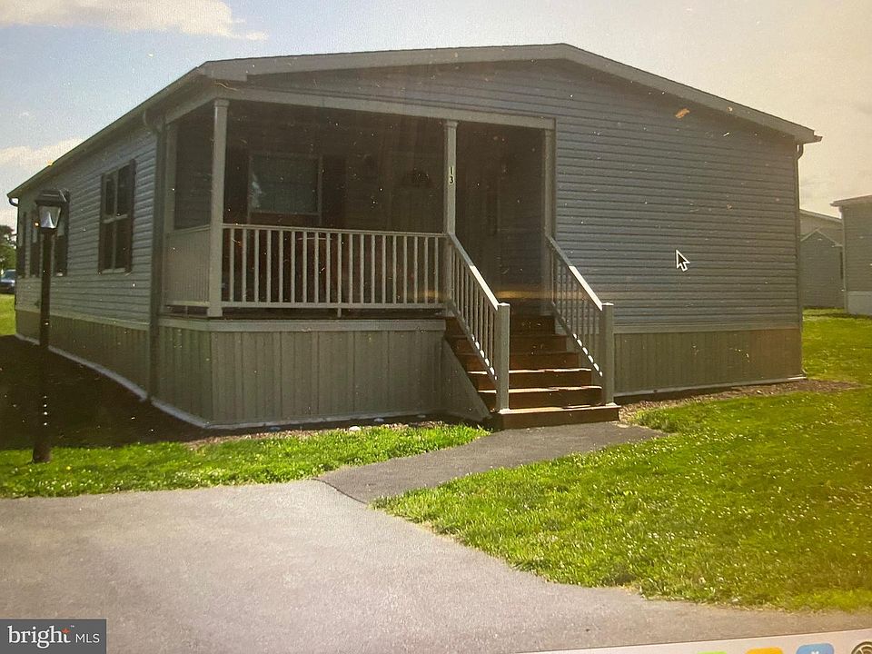 1st image of 13 Amber Cir