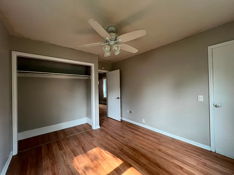 1526 E Corrington Ave — Photo 7