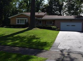 25 Bryn Mawr Rd, Rochester, NY 14624