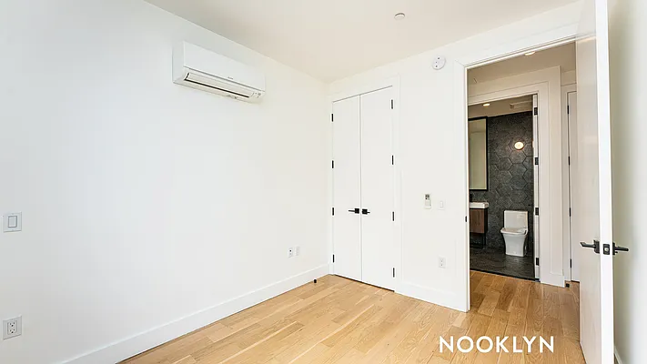 Rented by Nooklyn NYC LLC | media 7