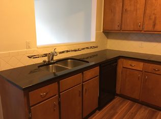 210 Green Acre Ln, Cartersville, GA 30121