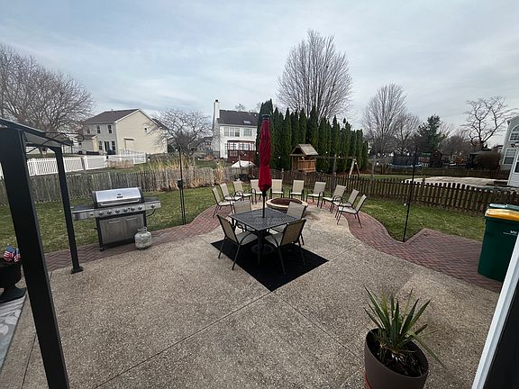 5th image of 1918 Windstone Dr