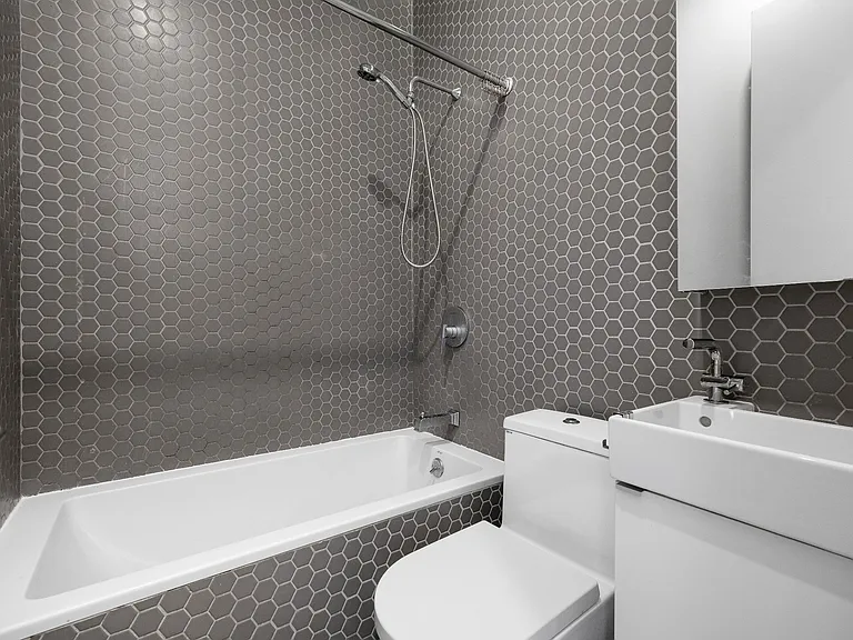 336 Flatbush Ave #5R — Photo 7