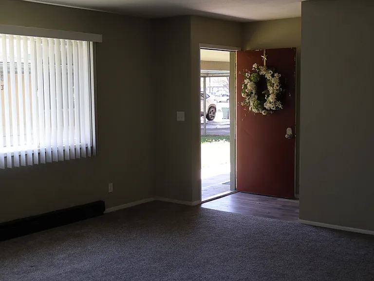 2828 N Julia St — Photo 6