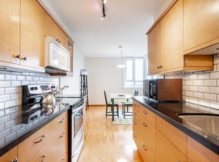 4160 Sardis St #1404, Burnaby, BC