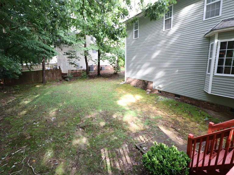 36 W Trafalgar Ct — Photo 38