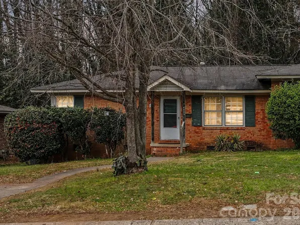 4809 Malibu Dr, Charlotte, NC 28215