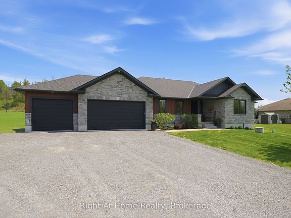4th image of 144 Hiddenvalley Dr