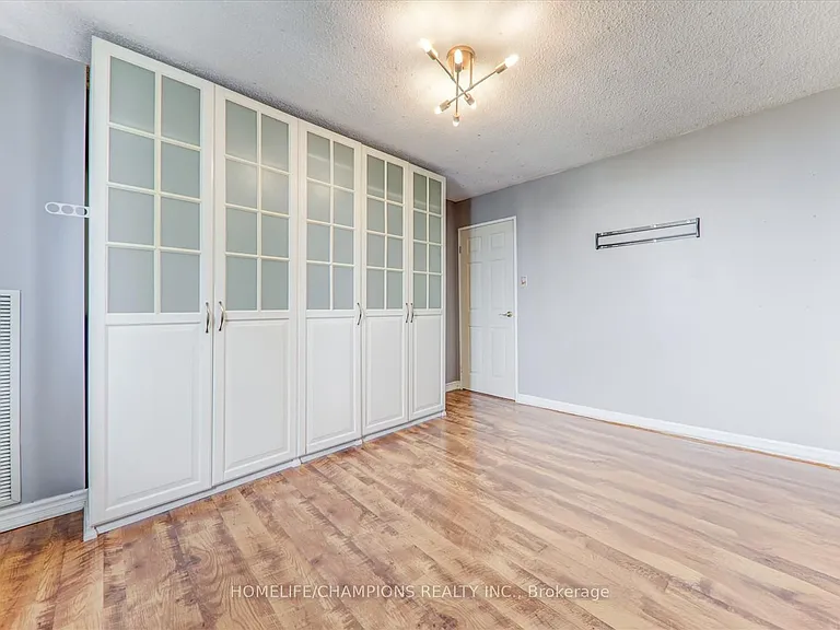1900 Sheppard Ave E #2303 — Photo 20