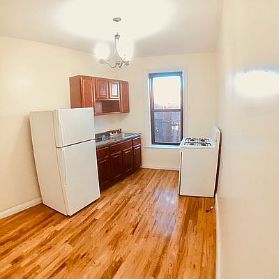 2nd image of 351 E 21st St #K