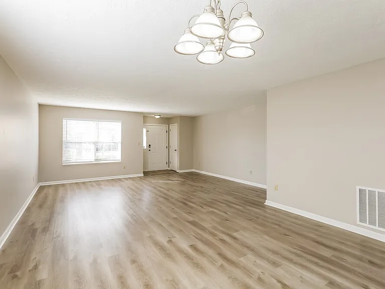 7051 N Laredo Dr — Photo 5