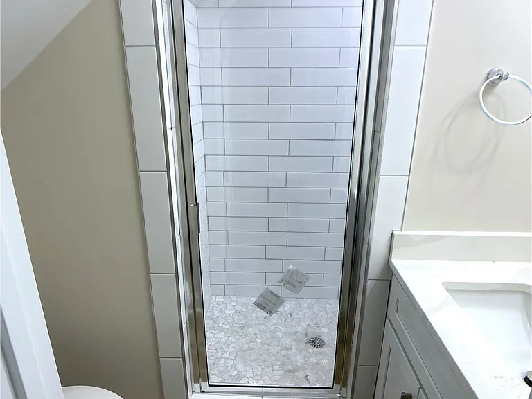 2421 Colgate Dr — Photo 14