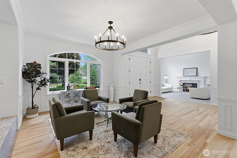 3rd image of 26440 SE 22nd Street