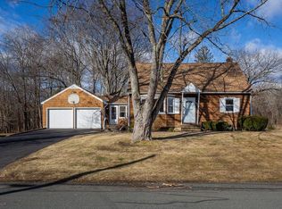 67 Hewitt St, West Springfield, MA 01089
