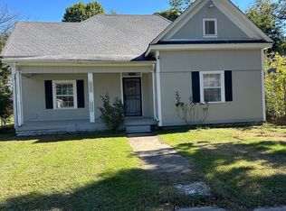 2216 N 28th St, Fort Smith, AR 72904