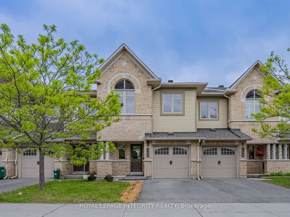 132 Mancini Way E, Ottawa, ON K2J 5X3