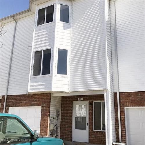 1st image of 68 Bianca Ct