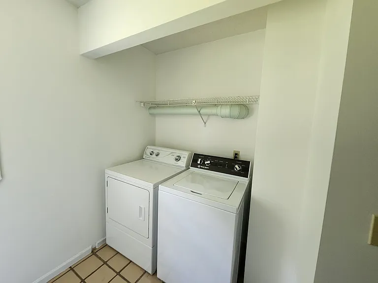 5861 Dover Ln — Photo 19