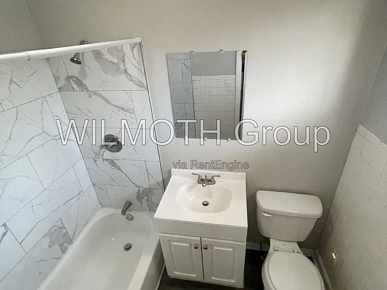 135 W Hendricks St #8 — Photo 9