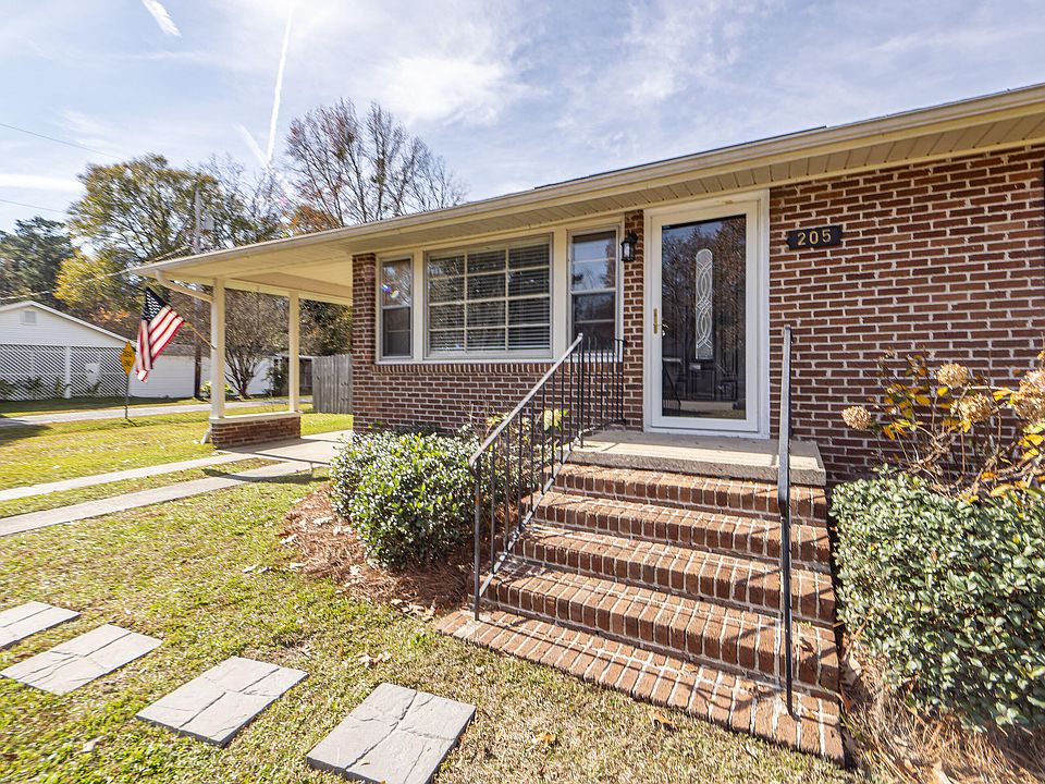 205 Winter St, Moncks Corner, SC 29461 Zillow