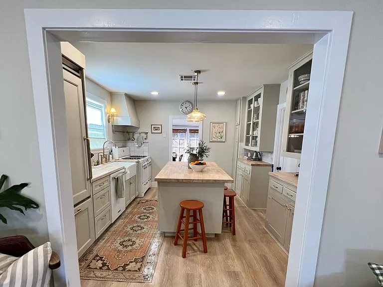511 Drown Ave — Photo 5