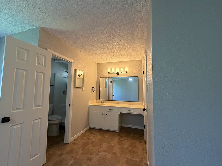 1618 Cheyenne St — Photo 10