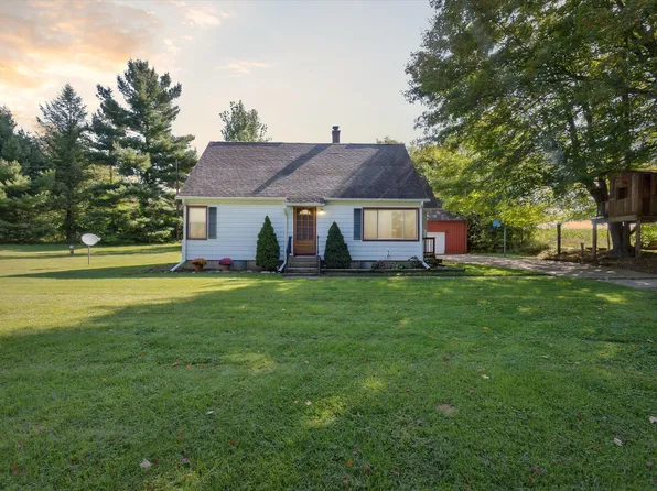 9718 19 1/2 Mile Rd, Marshall, MI 49068