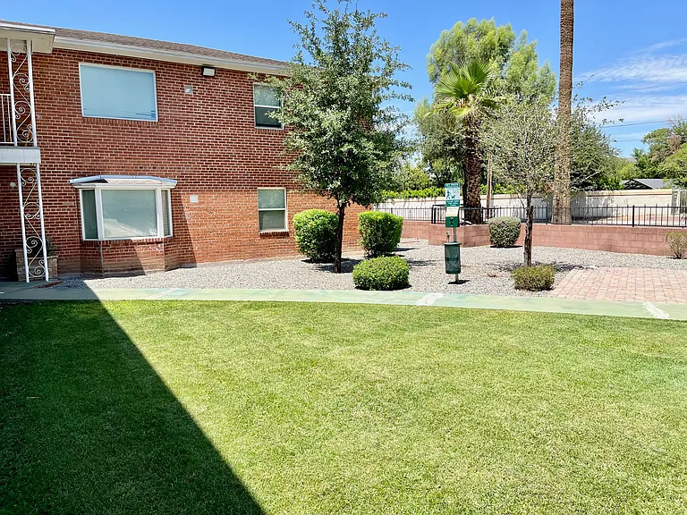 1301 E Thomas Rd #104 — Photo 32