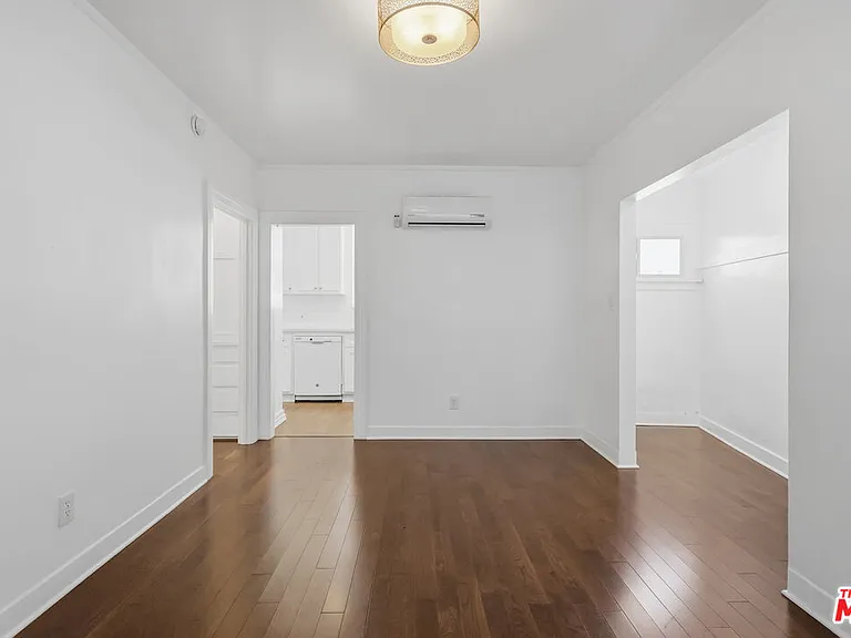 4407 Melbourne Ave — Photo 3