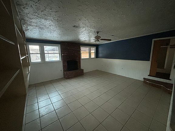 4th image of 1913 S Fannin St