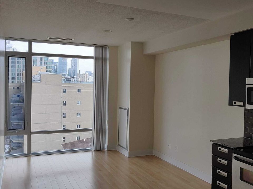 2nd image of 90 Stadium Rd #813
