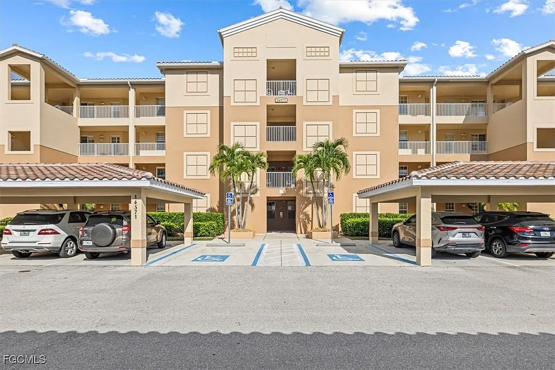 2 bed, 2.0 bath, 1095 sqft, $2,500 — Photo 3