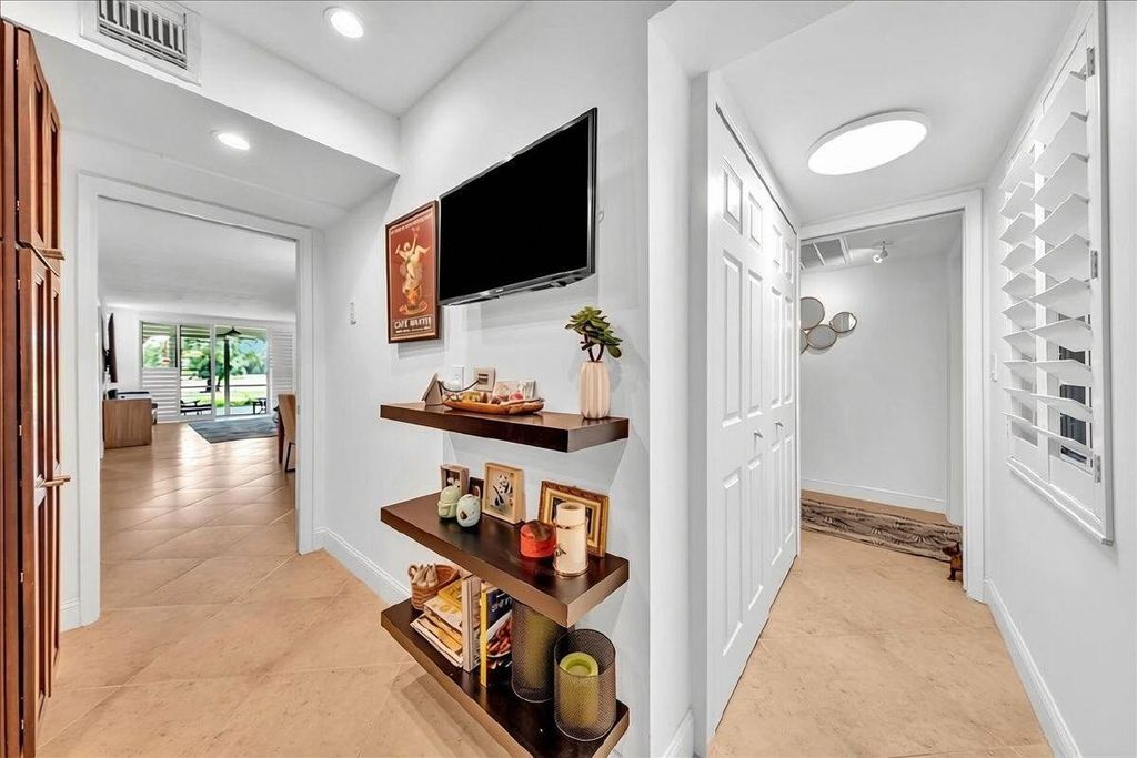 3505 Oaks Way #109, photo 5