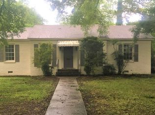 506 E Adams Ave, Greenwood, MS 38930