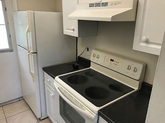 4th image of 7525 NW 44th Ct APT 2