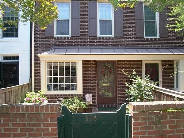 Front Private Patio / Front Door